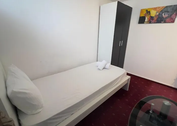 Zava-boutique Center Βουκουρέστι